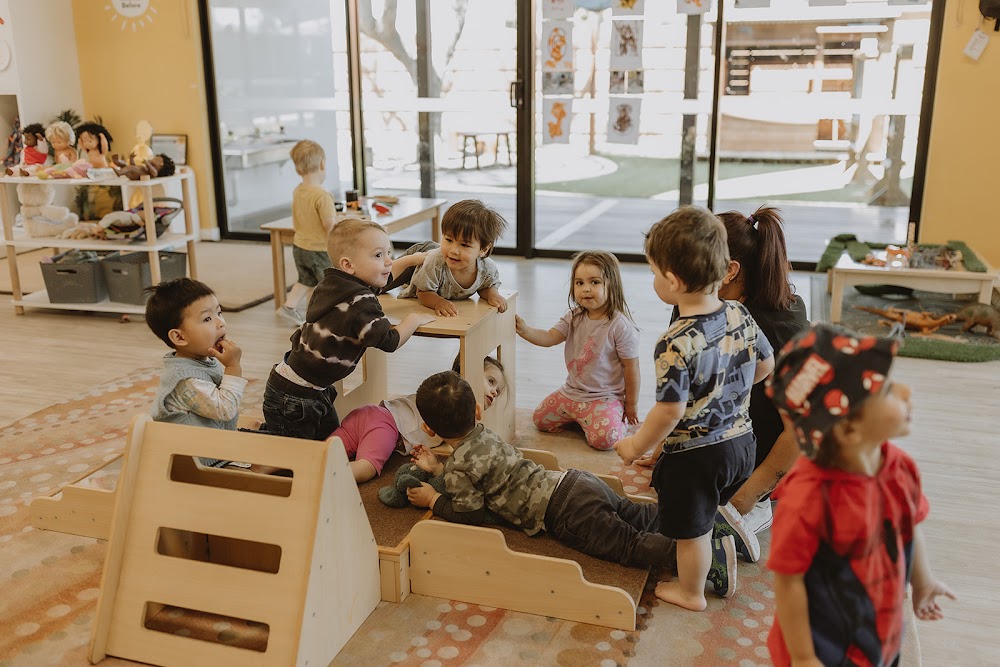 Cuddles Early Learning & Childcare HQ